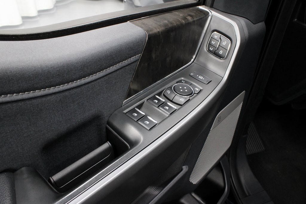 Certified 2025 Ford F250 Lariat w/ FX4 Off-Road Package image 24