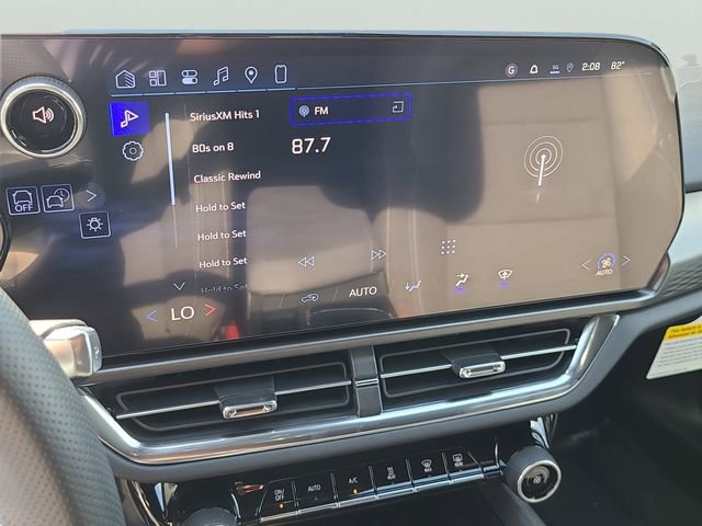 New 2026 Chevrolet Equinox EV LT image 31