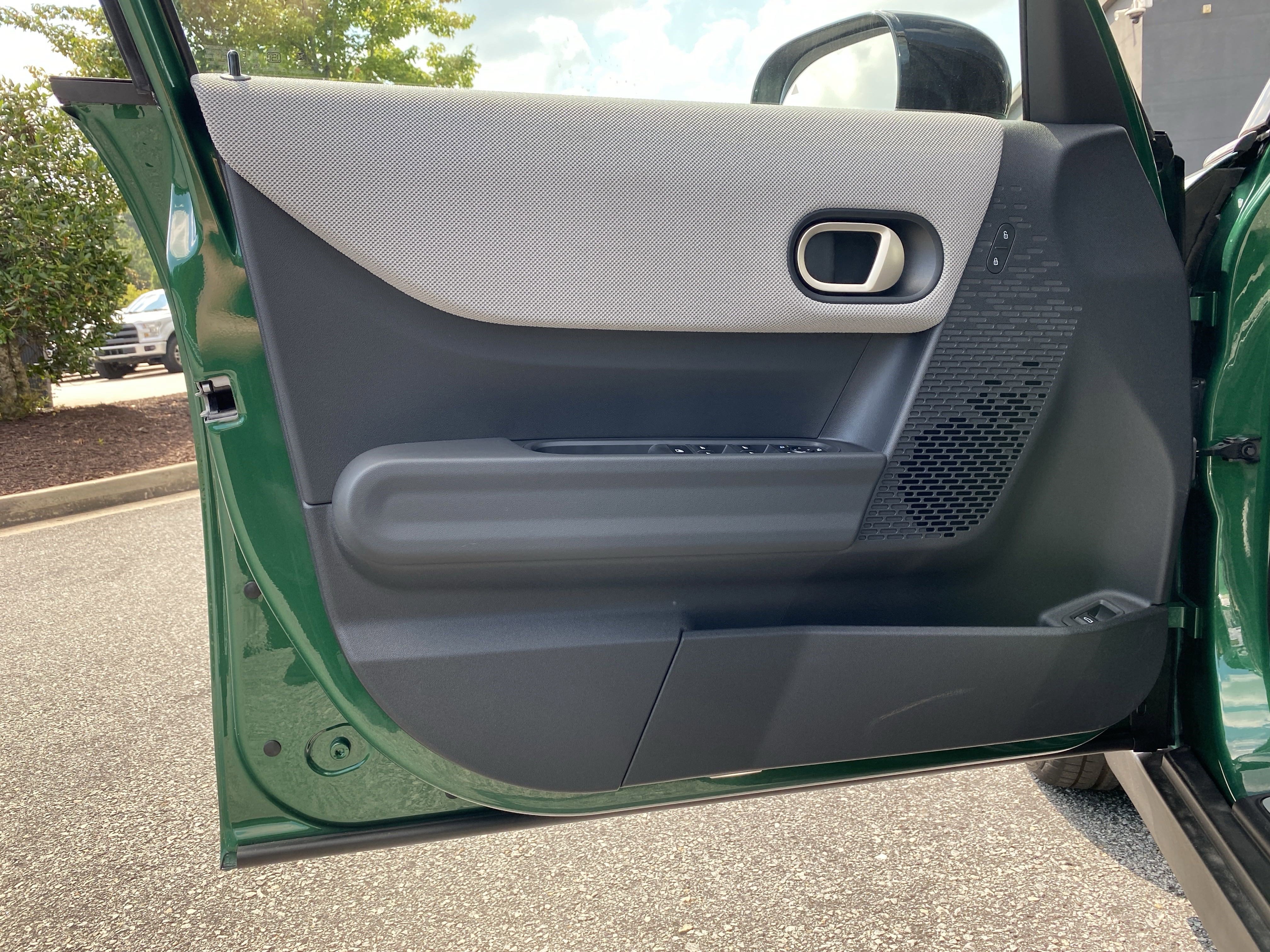 Certified 2025 MINI Cooper S image 23