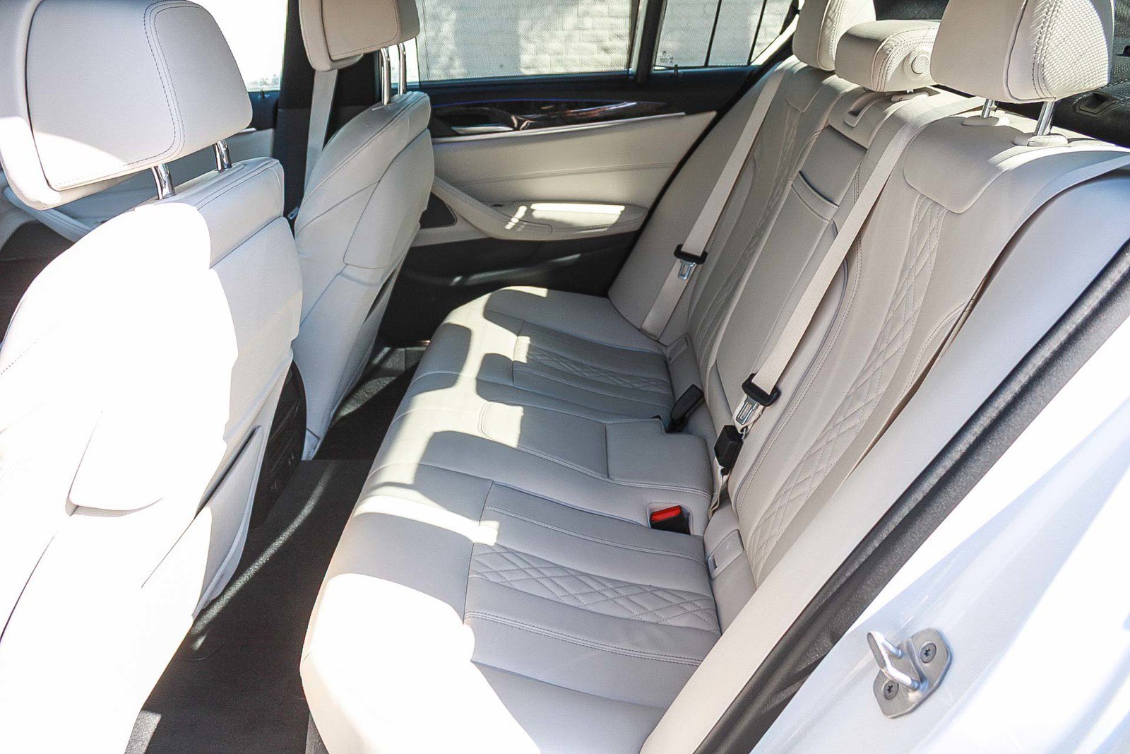 Used 2021 BMW 540i w/ Executive Package RWD image 18