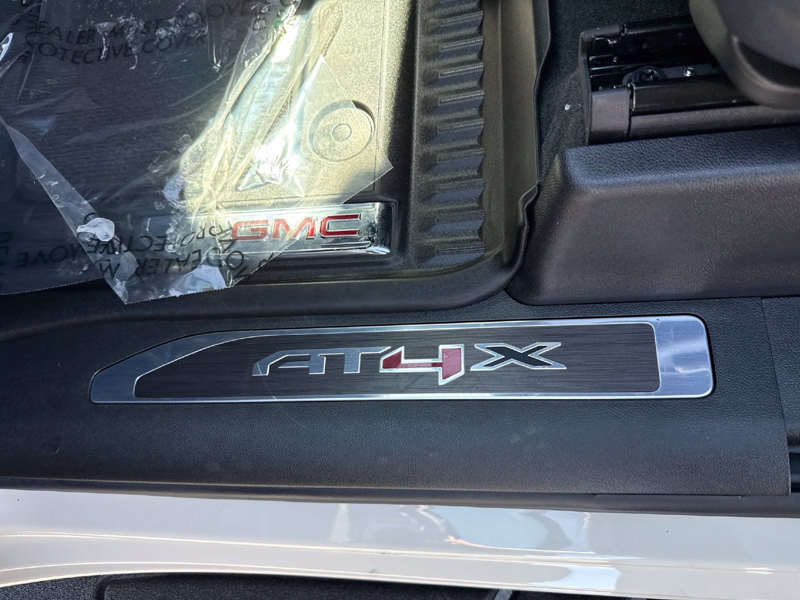 New 2026 GMC Sierra 1500 AT4X w/ LPO, Black Badging Package AWD/4WD image 47