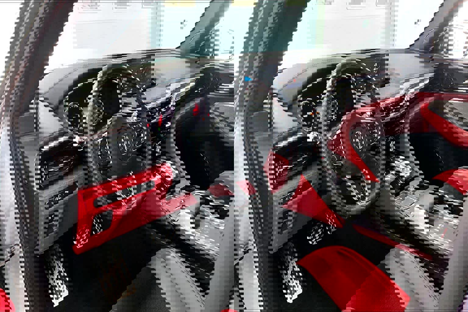 Used 2023 Acura MDX A-Spec image 2