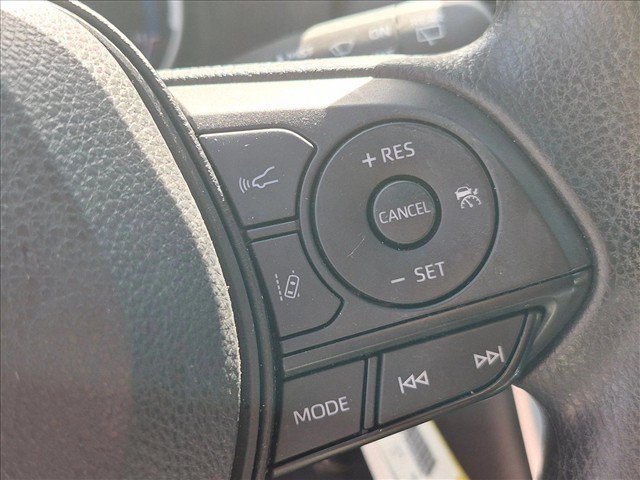 Used 2023 Toyota RAV4 LE AWD/4WD image 15