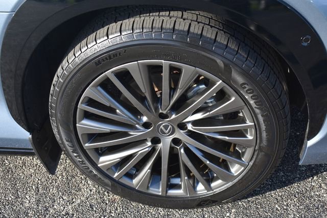 Used 2024 Lexus RZ 450e Premium w/ Accessory Package (2T) AWD/4WD image 11