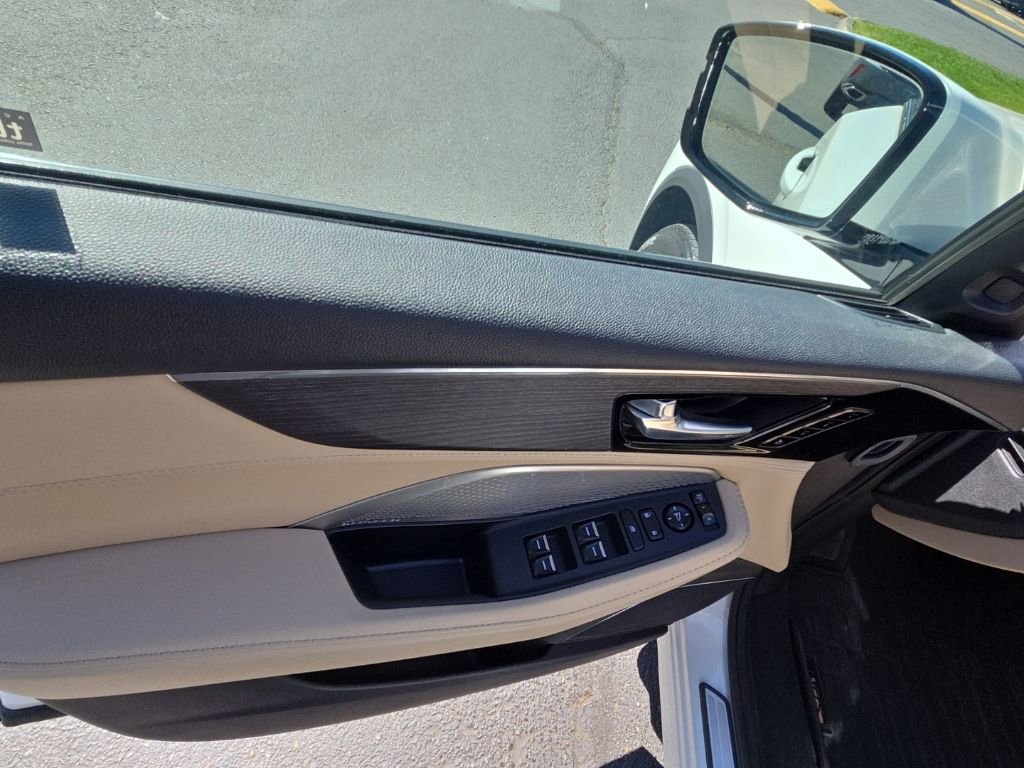 Used 2024 Acura MDX SH-AWD w/ Advance Package image 11