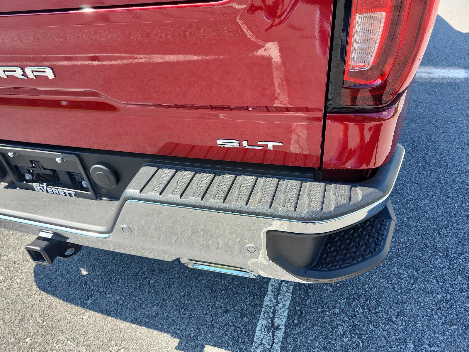 New 2026 GMC Sierra 1500 SLT w/ SLT Premium Plus Package image 4