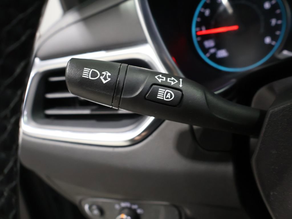 Used 2024 Chevrolet Equinox LT image 36