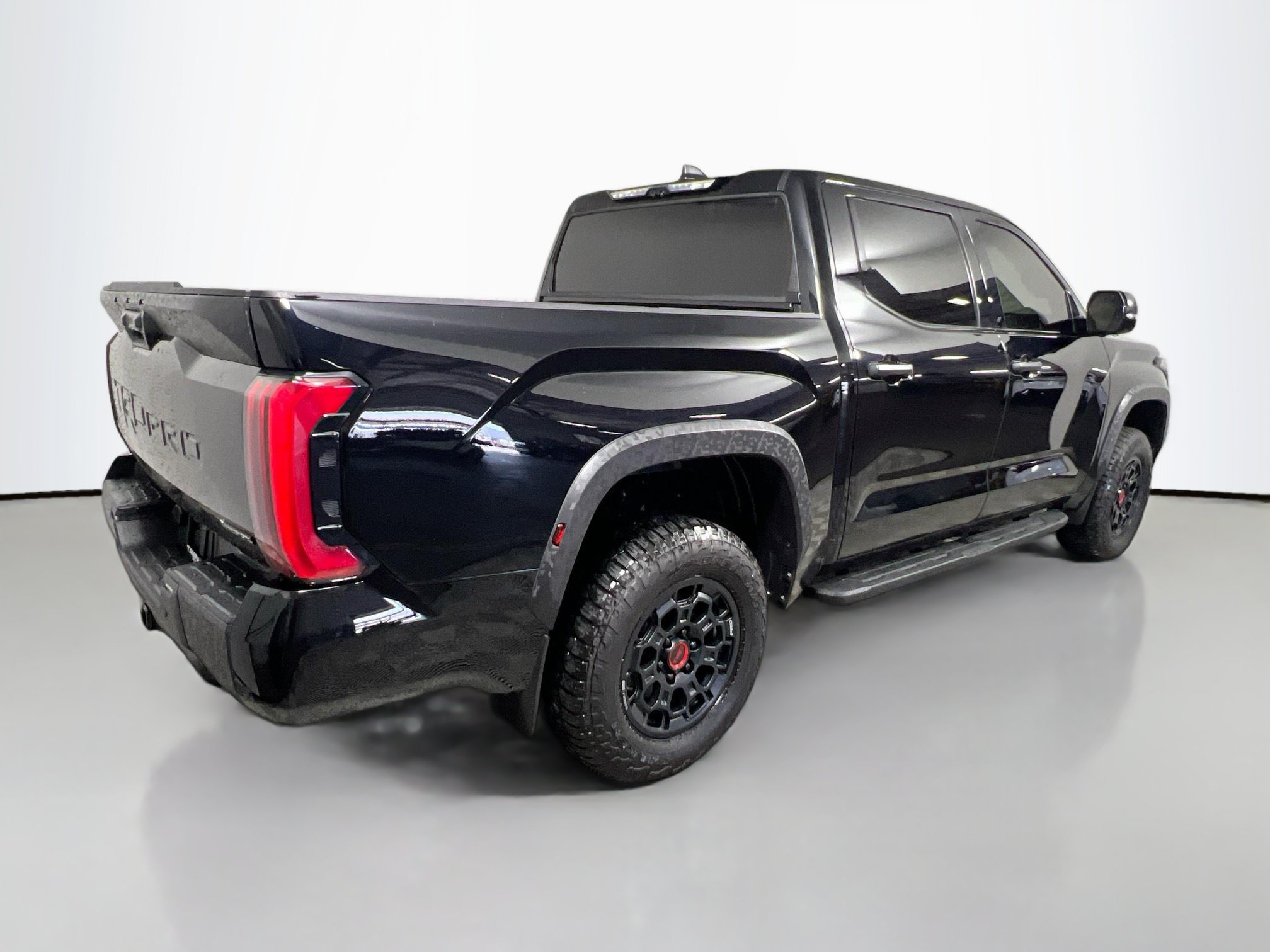 Used 2025 Toyota Tundra TRD Pro AWD/4WD image 4