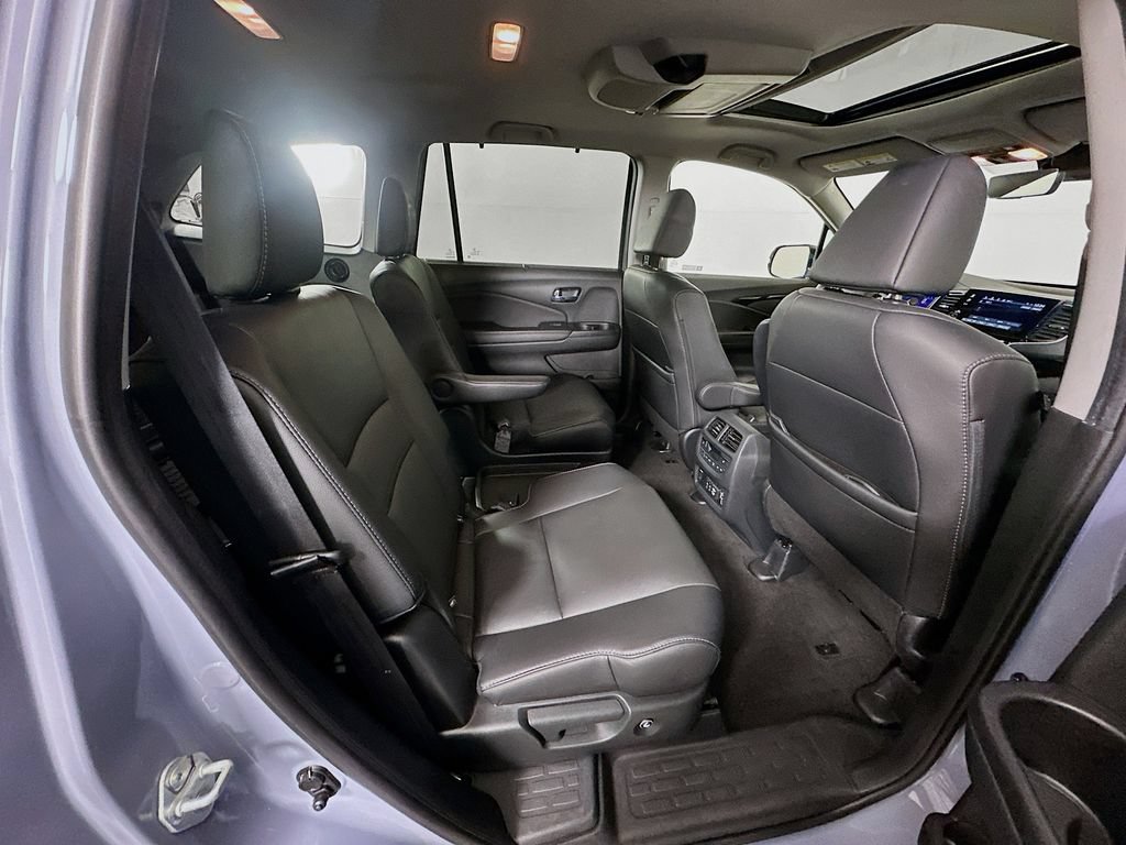 Certified 2022 Honda Pilot Touring image 28