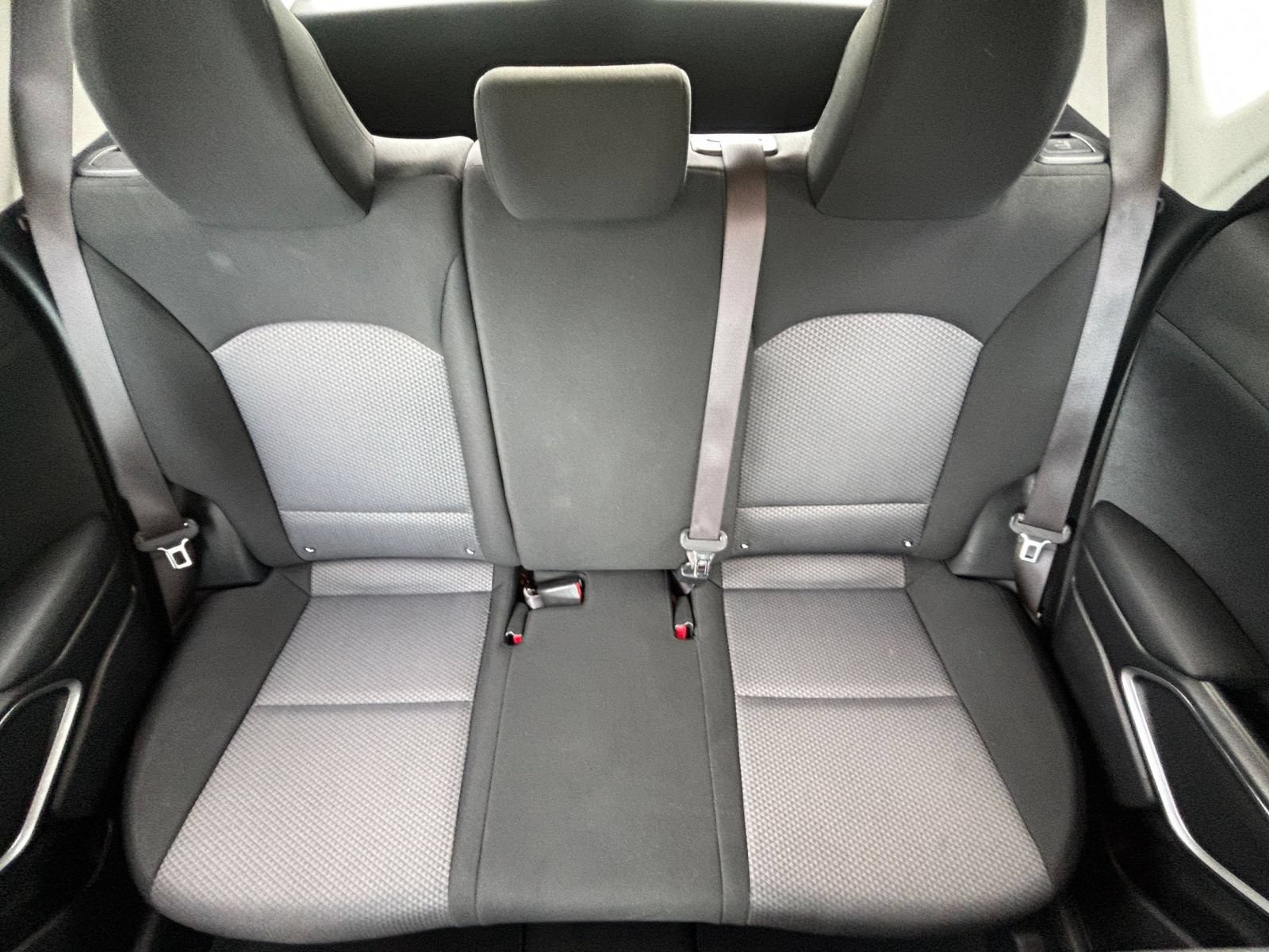 Used 2025 Kia Soul LX w/ LX Technology Package FWD image 38