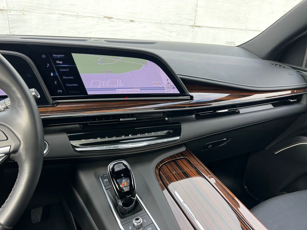 Certified 2023 Cadillac Escalade Premium Luxury image 42