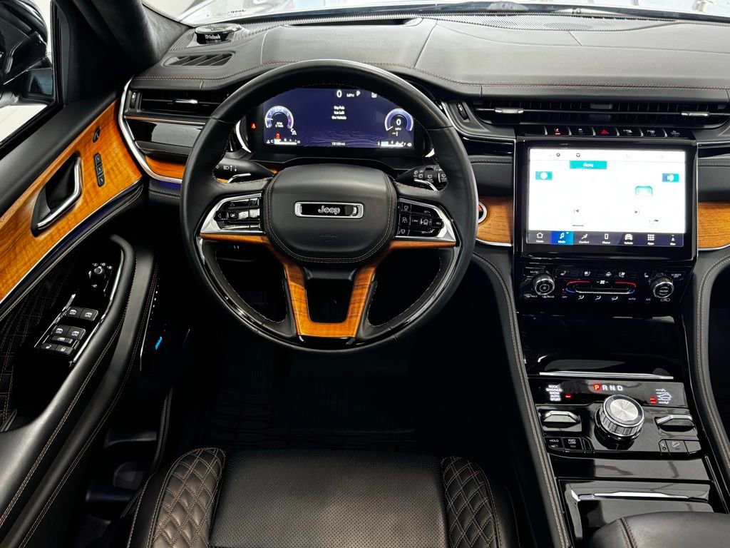 Certified 2024 Jeep Grand Cherokee L Summit image 14