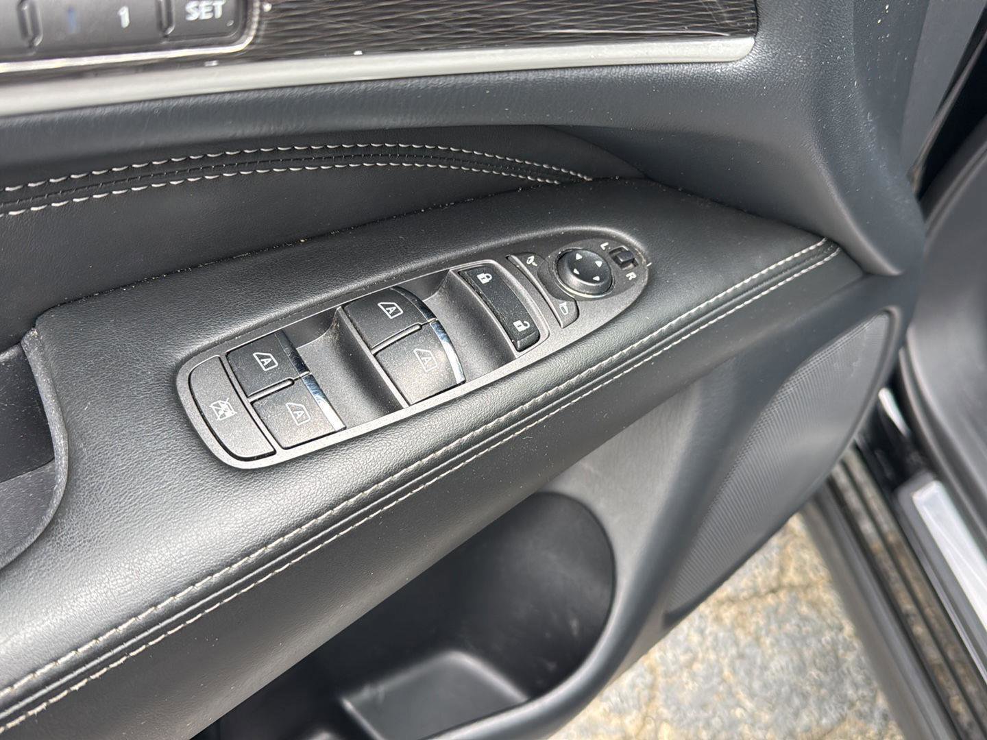 Used 2019 INFINITI QX60 Luxe image 30