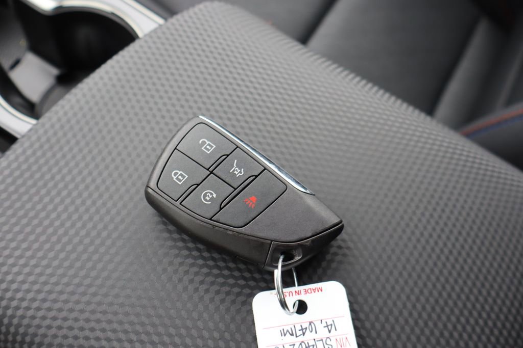 Used 2025 Chevrolet Equinox RS w/ Safety and Technology Package FWD image 36