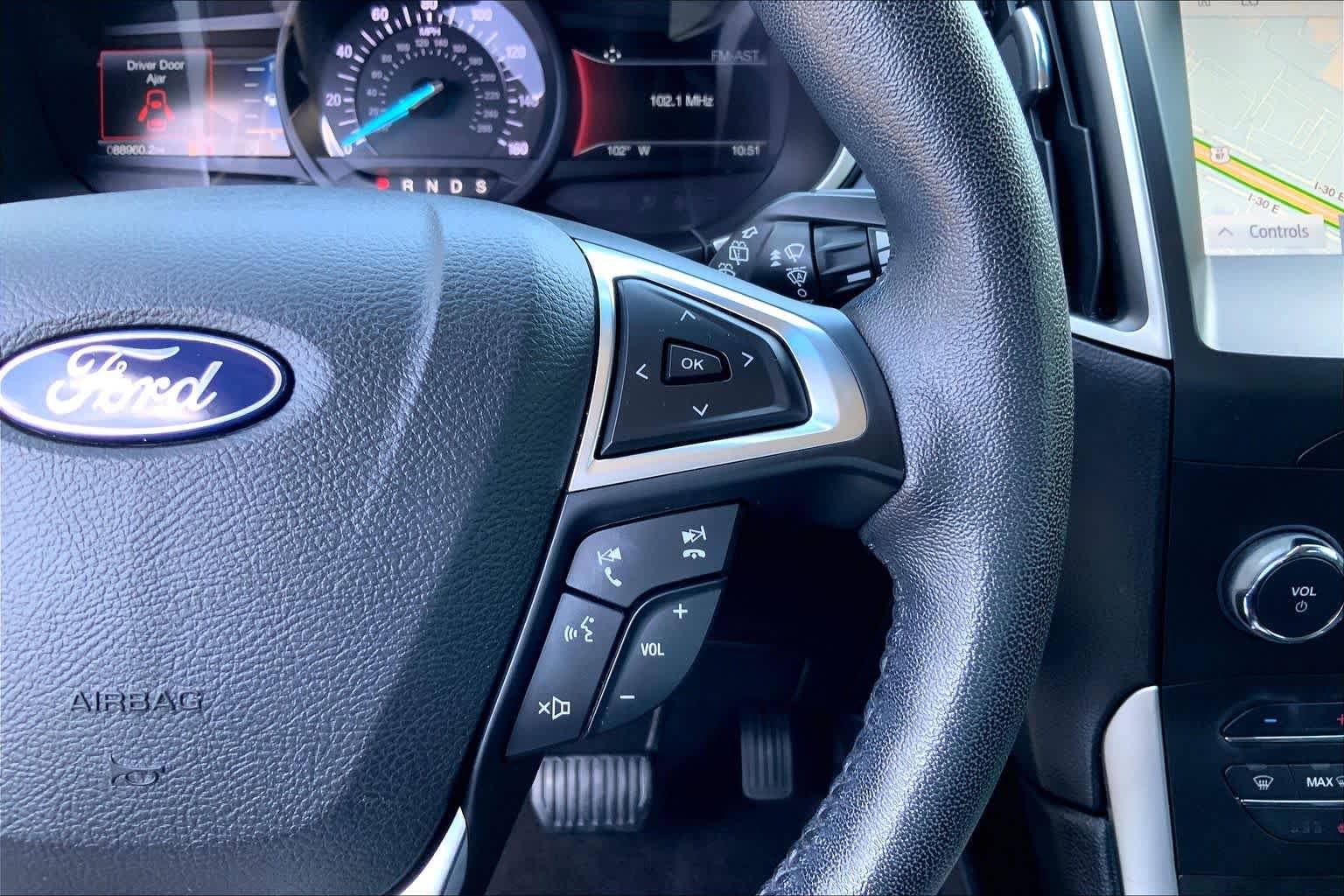 Used 2019 Ford Edge SEL w/ Equipment Group 201A FWD image 22