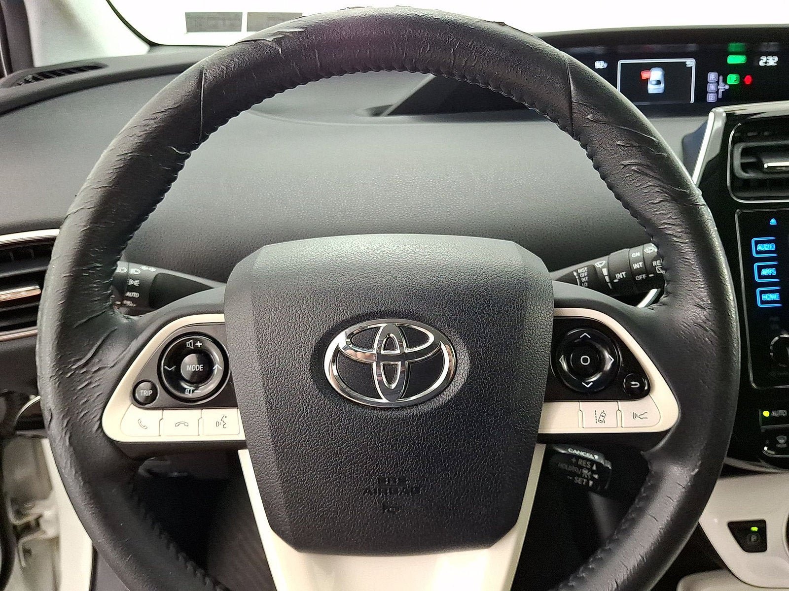 Certified 2017 Toyota Prius Three FWD image 8