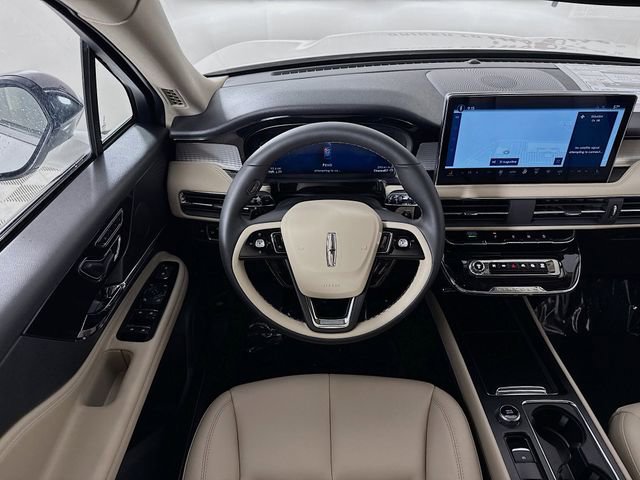 New 2026 Lincoln Corsair Premiere w/ Rear Removable Package Tray FWD image 23