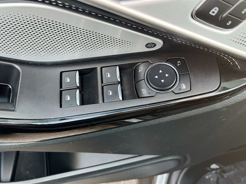 Used 2024 Ford Explorer ST w/ Equipment Group 401A image 17