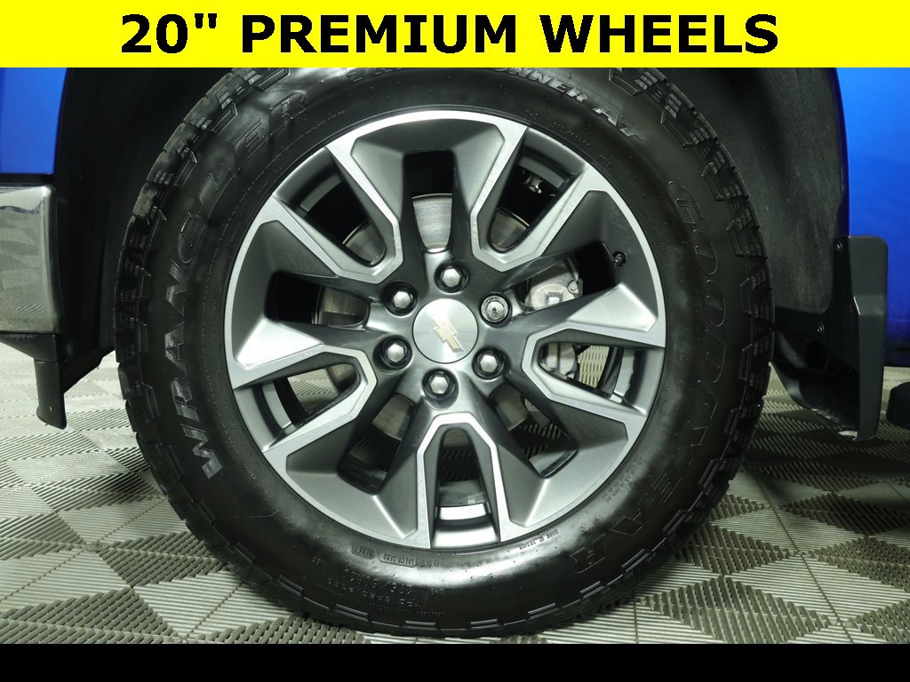 Used 2024 Chevrolet Silverado 1500 LT w/ Z71 Off-Road Package image 6
