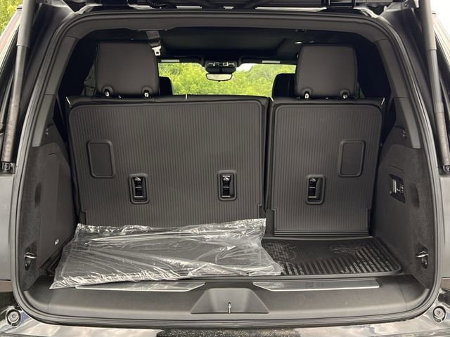 New 2026 Cadillac Escalade Sport w/ Touring Package AWD/4WD image 26