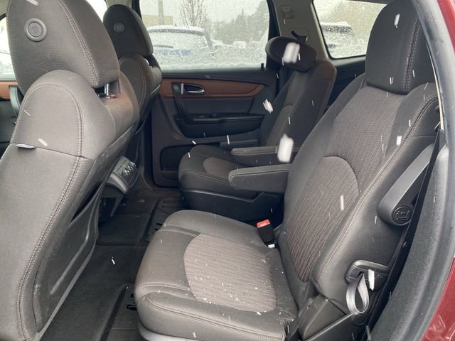 Used 2017 Chevrolet Traverse LT image 30