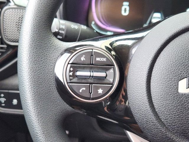 Used 2025 Kia Soul S image 28