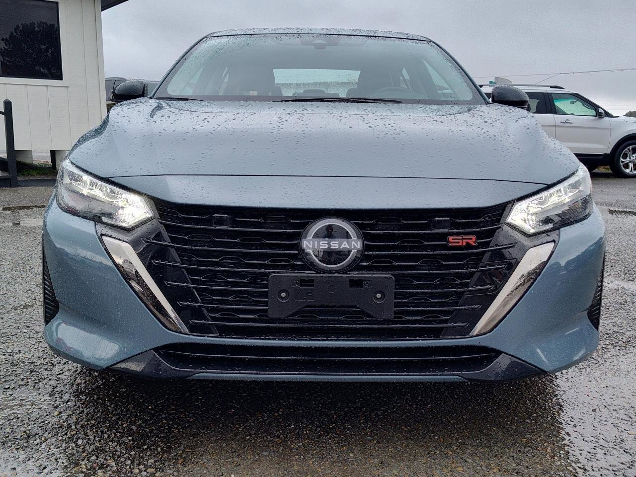 Used 2025 Nissan Sentra SR w/ SR Premium Package image 10