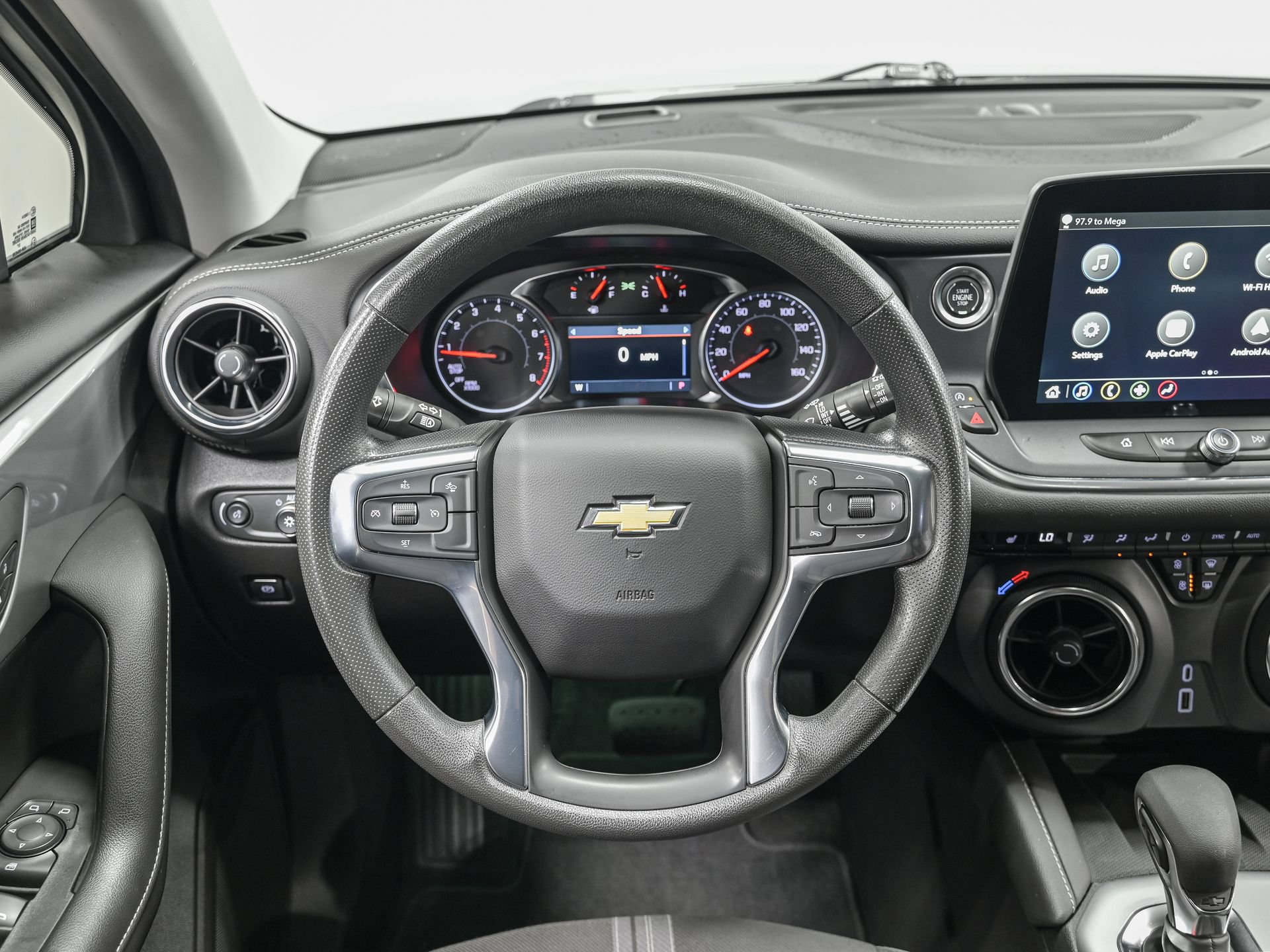 Used 2024 Chevrolet Blazer LT w/ Convenience Package AWD/4WD image 17