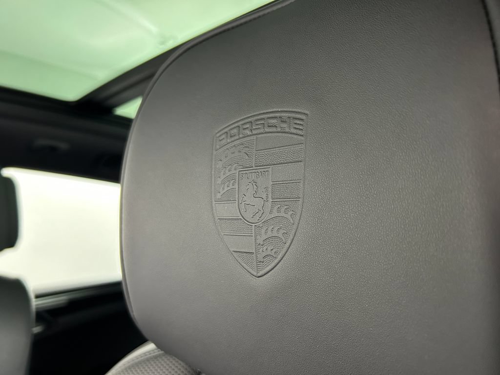 New 2026 Porsche Macan S AWD/4WD image 17