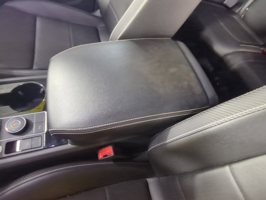 Used 2023 Volkswagen Atlas Cross Sport SE image 19