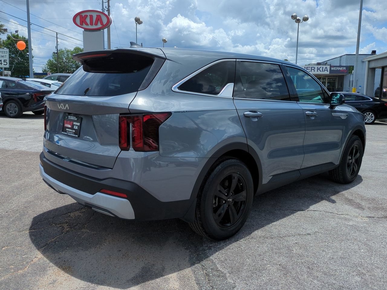 Certified 2024 Kia Sorento LX FWD image 5