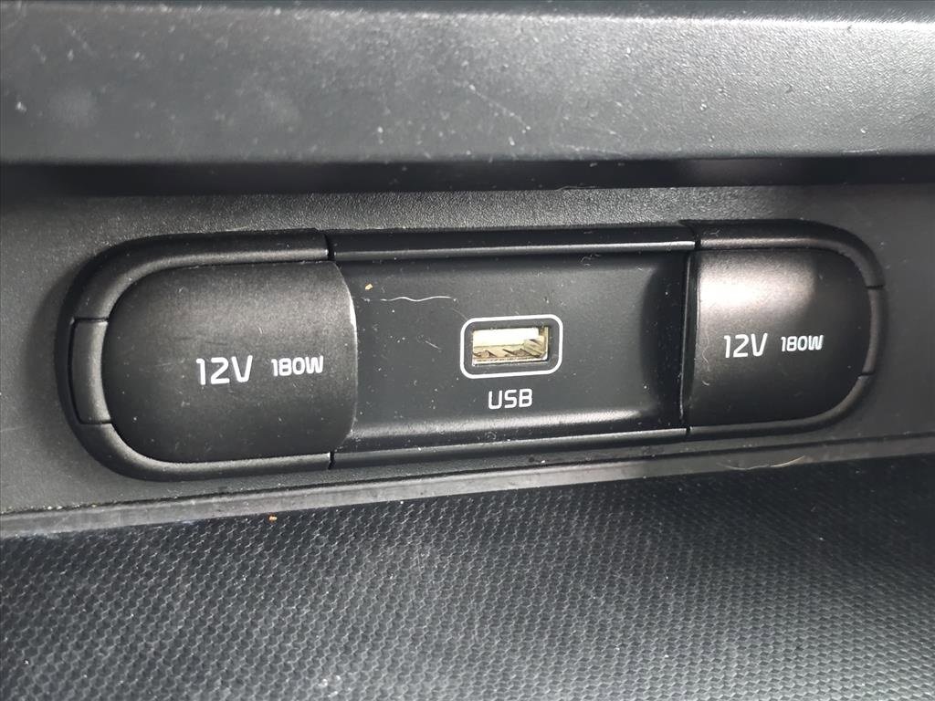 Used 2021 Kia Soul LX image 19