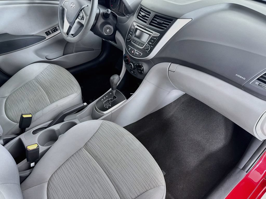 Used 2015 Hyundai Accent GS FWD image 29
