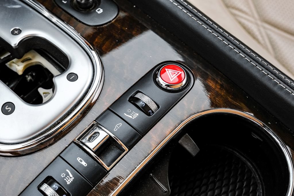 Used 2013 Bentley Continental GT AWD/4WD image 26