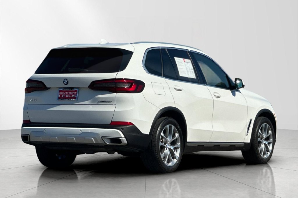 Used 2023 BMW X5 xDrive40i w/ Premium Package AWD/4WD image 6