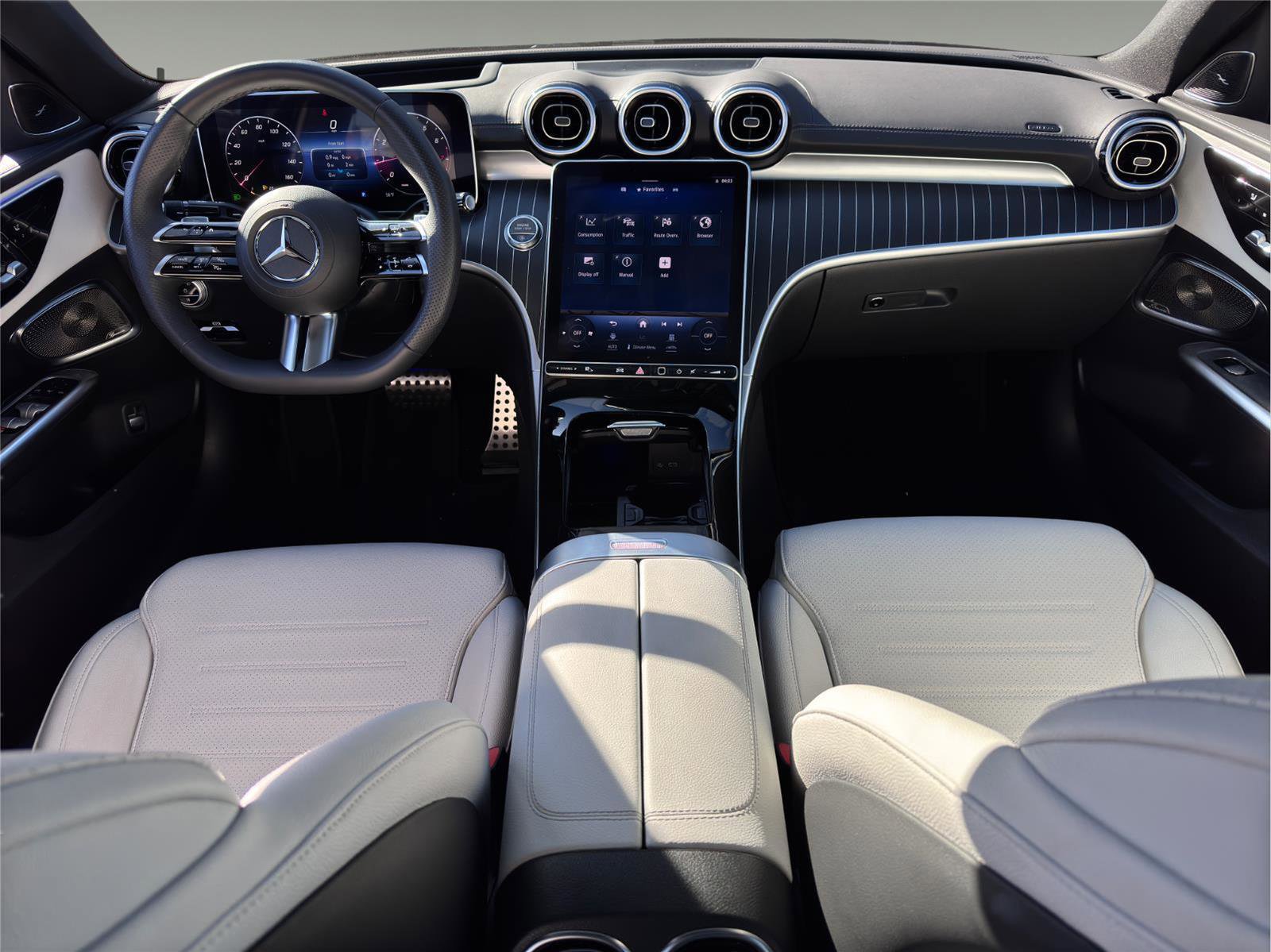 Used 2024 Mercedes-Benz C 300 4MATIC Sedan w/ Pinnacle Trim Package image 17