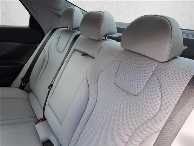 New 2026 Hyundai Elantra Limited image 17