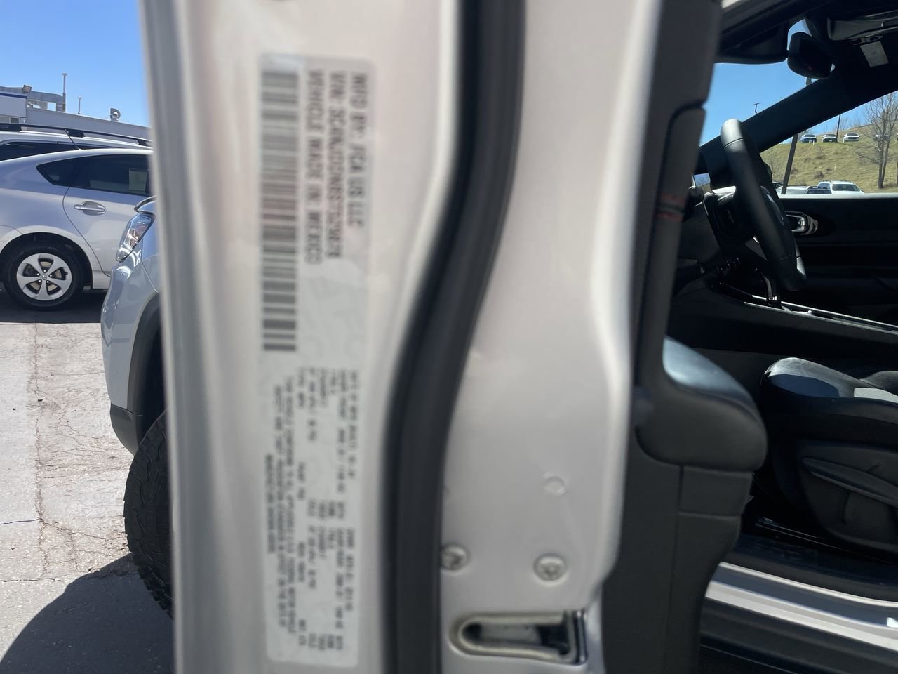 Used 2025 Jeep Compass Trailhawk AWD/4WD image 23
