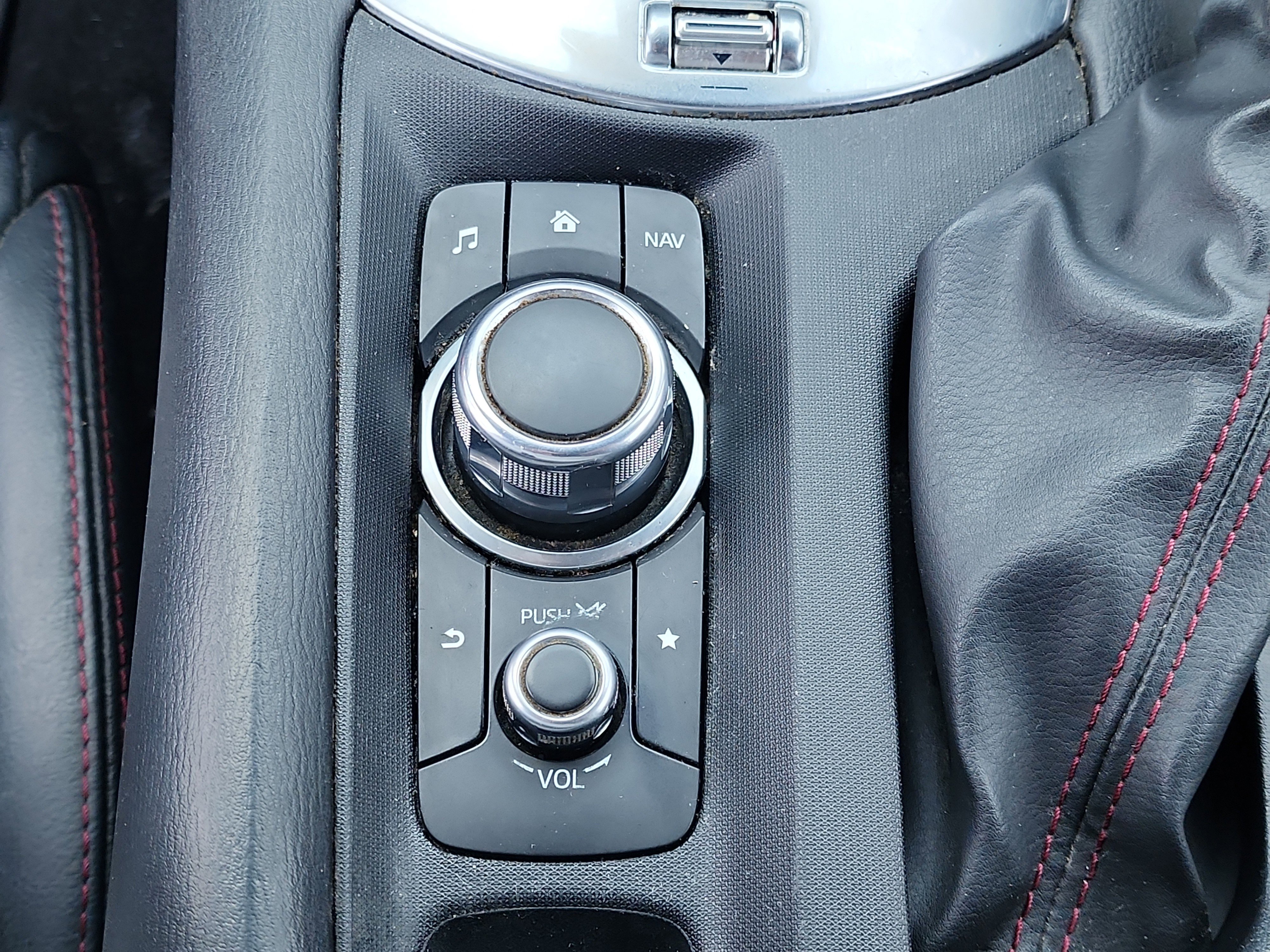 Used 2017 MAZDA MX-5 Miata RF Grand Touring image 22