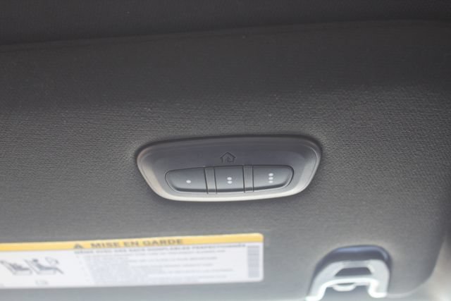Used 2025 RAM 2500 Laramie AWD/4WD image 40