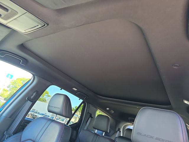 Certified 2025 Honda Pilot Black Edition image 30