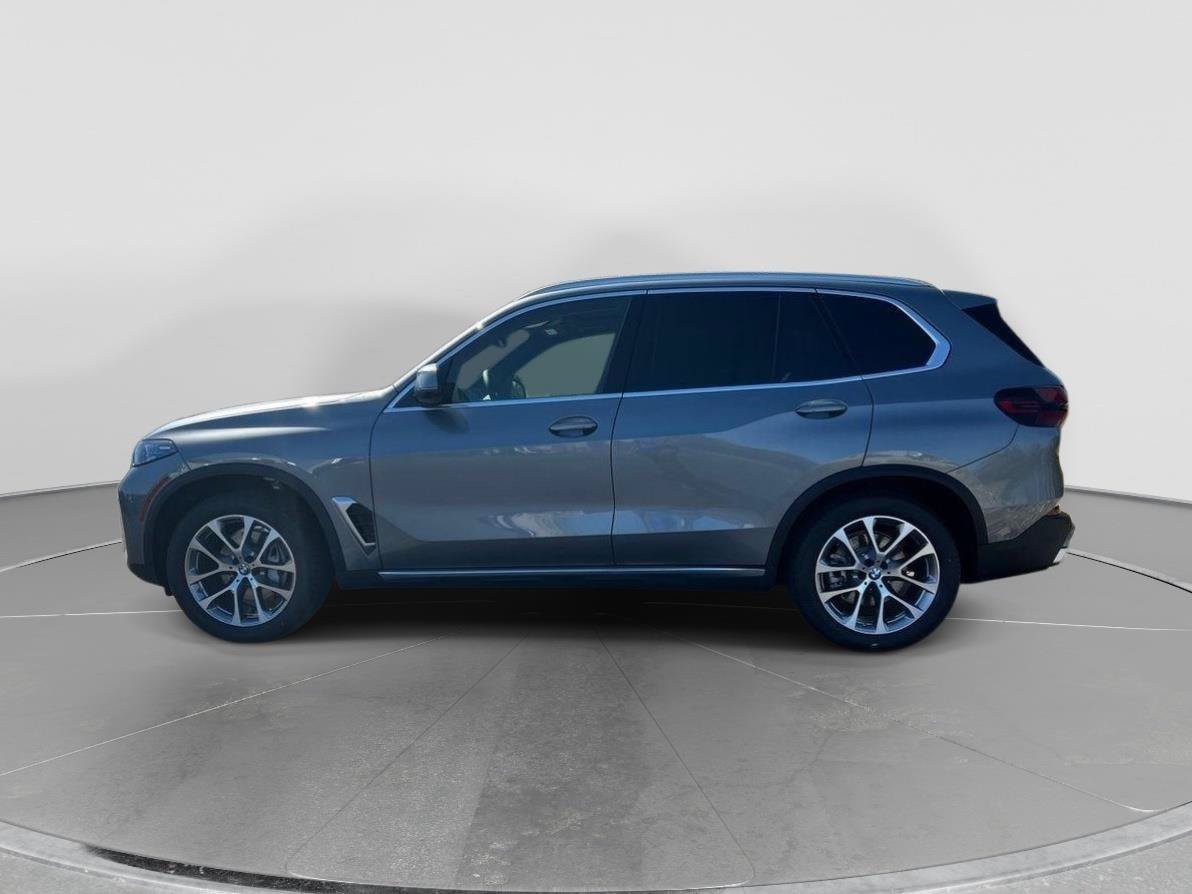 New 2026 BMW X5 xDrive40i w/ Executive Package AWD/4WD image 9
