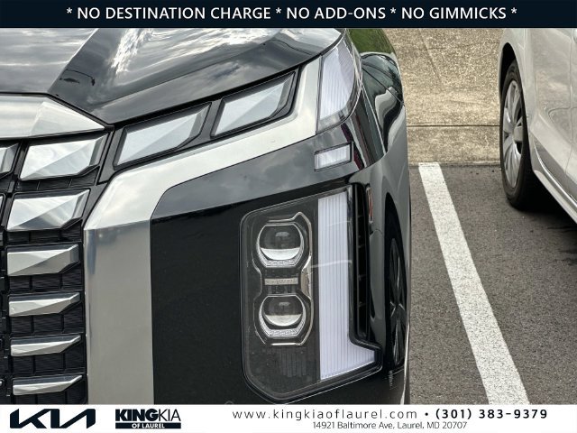Used 2025 Hyundai Palisade Calligraphy AWD/4WD image 3
