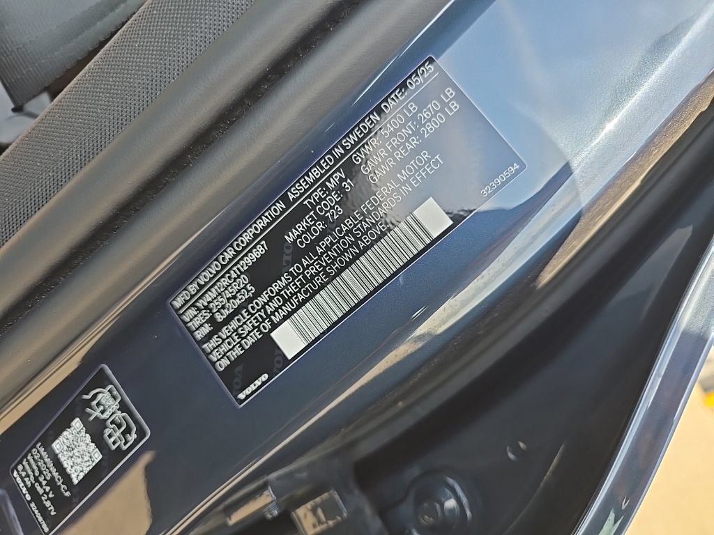 Used 2026 Volvo XC60 B5 Plus w/ Protection Package Premier AWD/4WD image 13