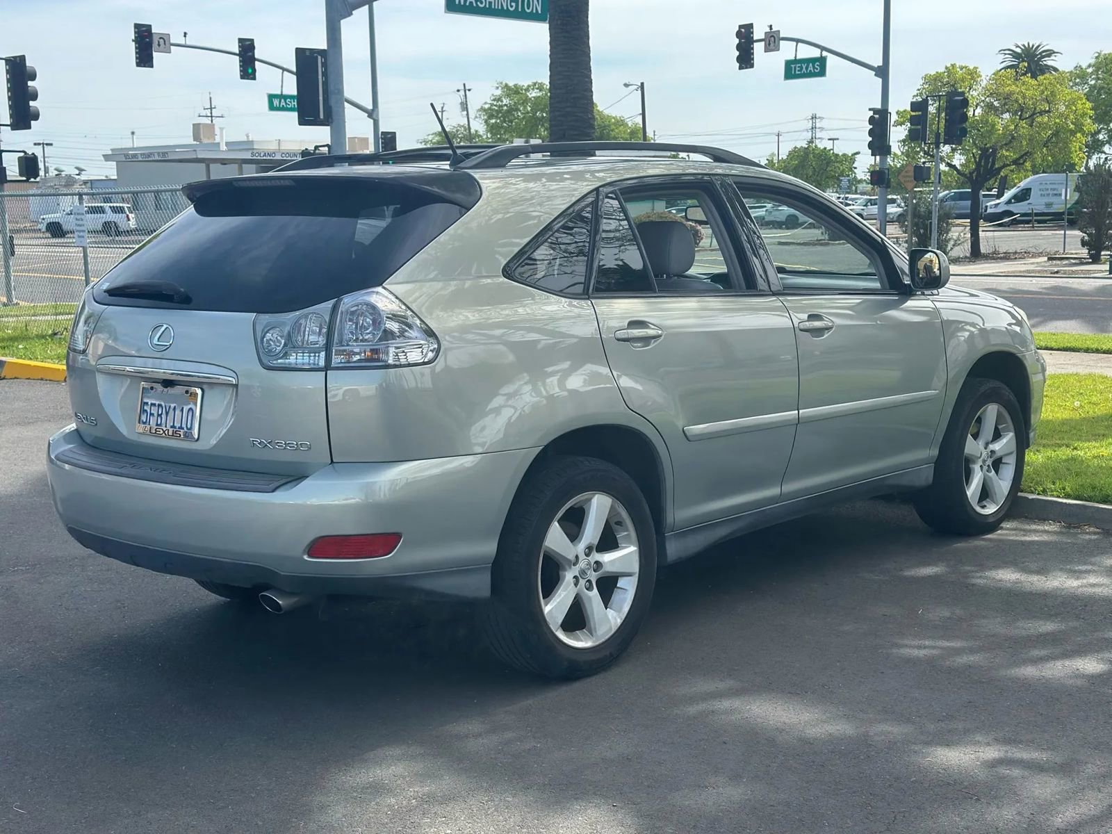Used 2004 Lexus RX 330 FWD image 8