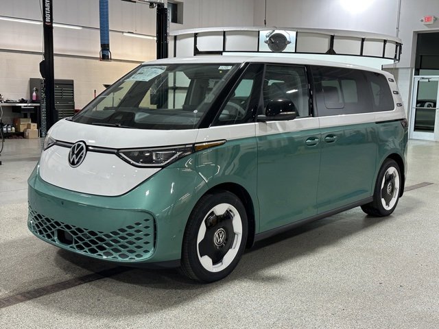New 2025 Volkswagen ID. Buzz 1st Edition image 3