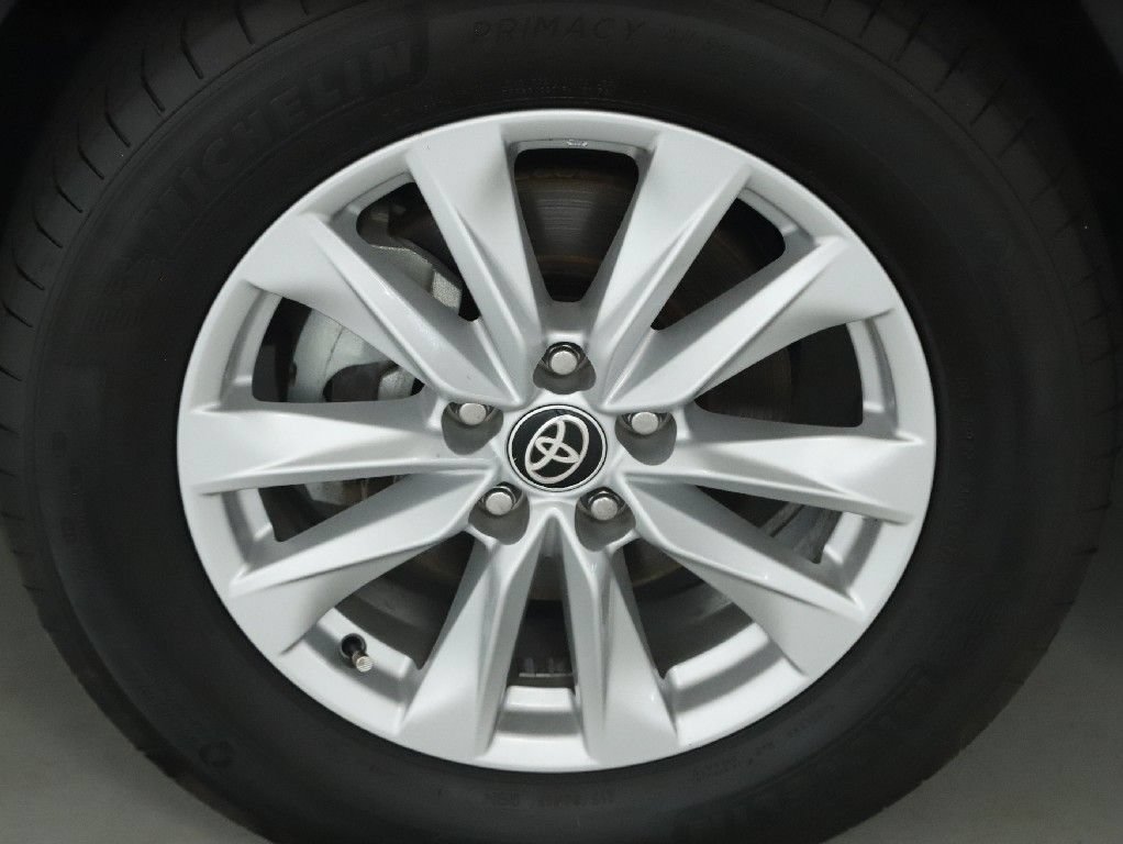 Used 2024 Toyota Corolla Cross LE FWD image 35