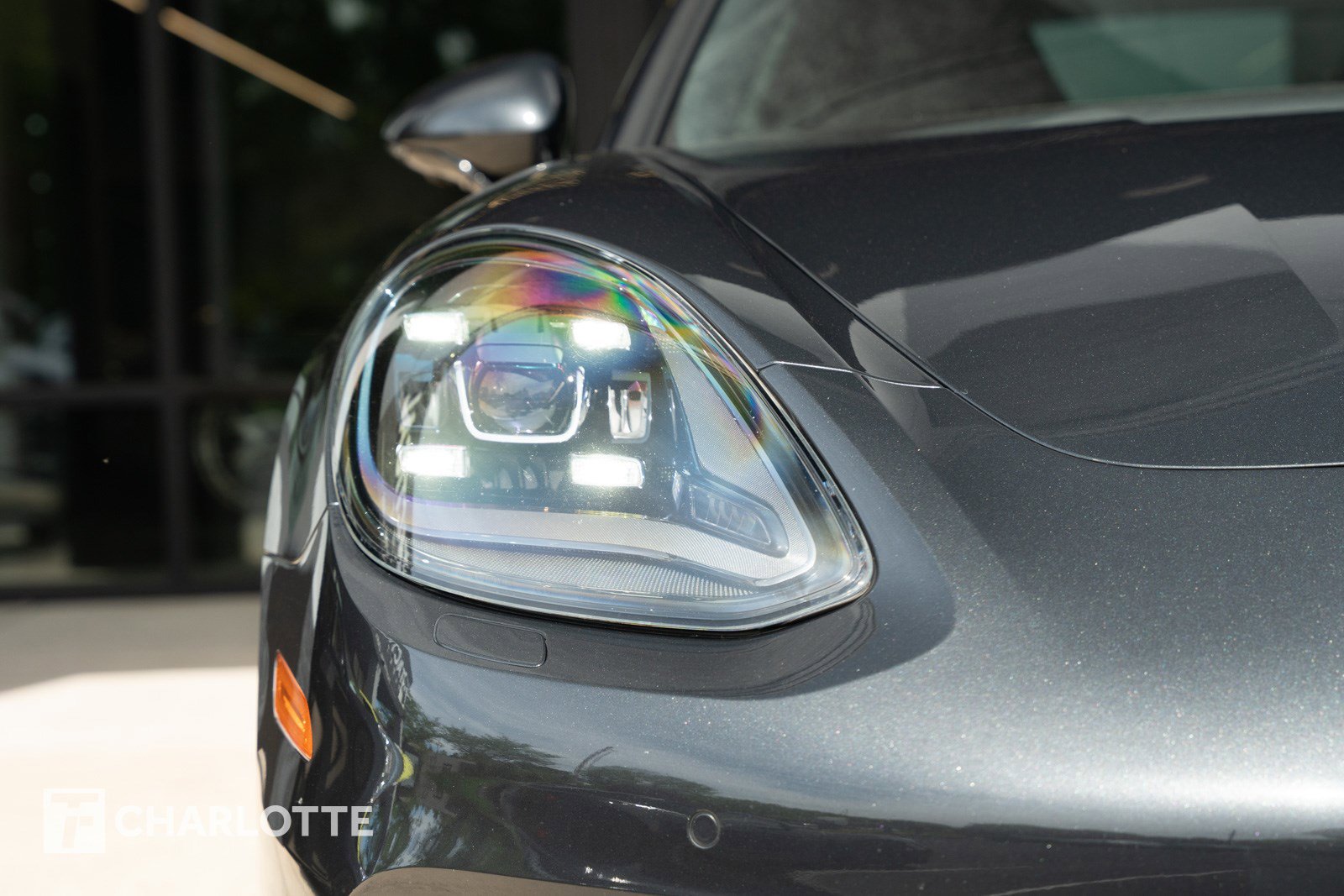 Used 2020 Porsche Panamera 4 image 3