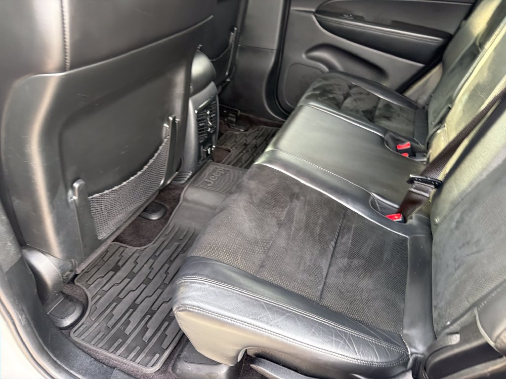 Used 2017 Jeep Grand Cherokee Altitude AWD/4WD image 33