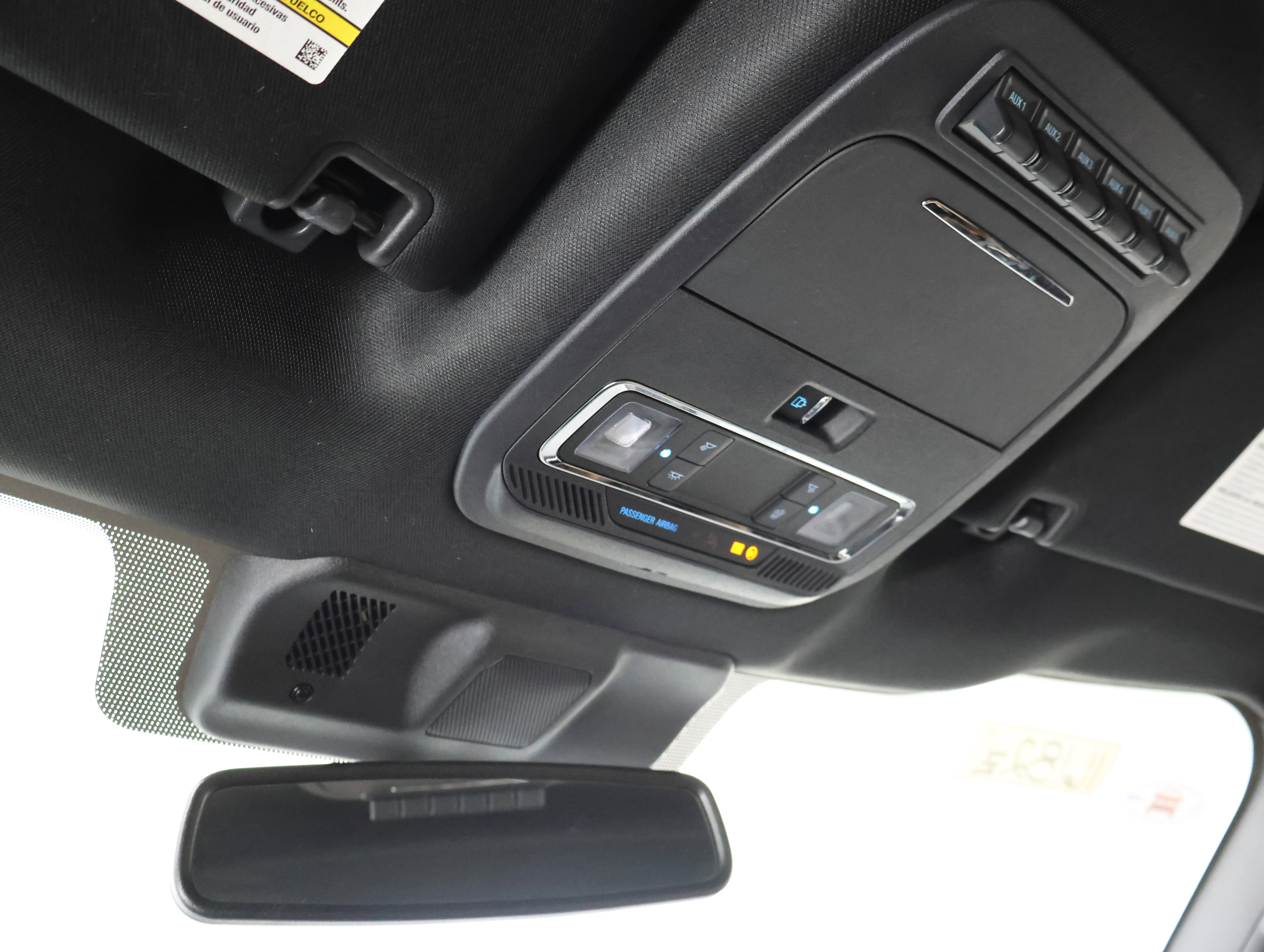 Used 2023 Ford F350 Lariat w/ FX4 Off-Road Package image 12